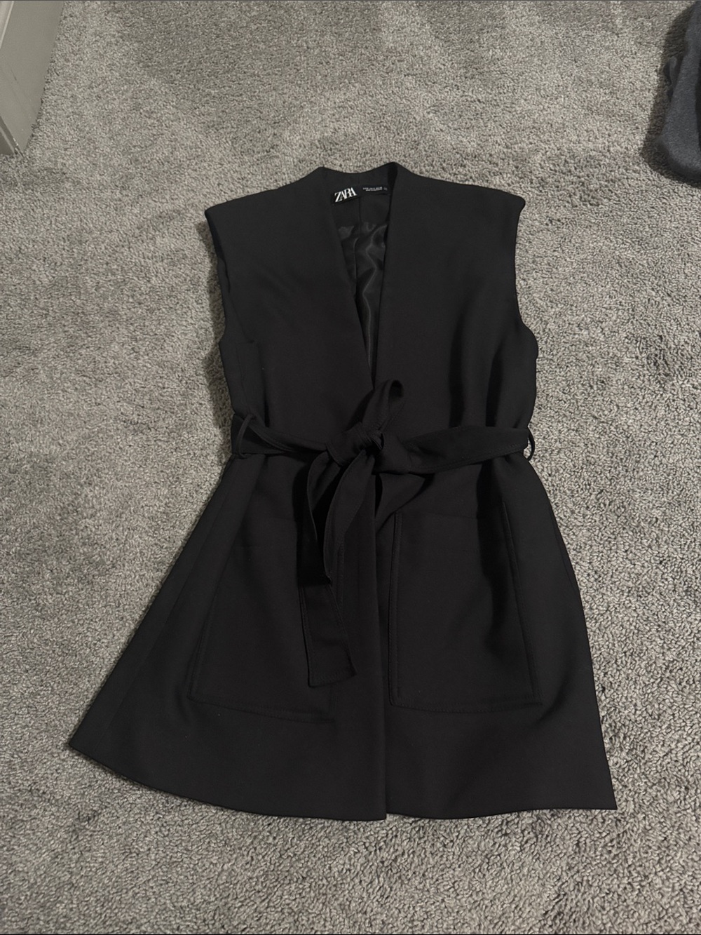 Zara Black Sleeveless Tie-Waist Vest